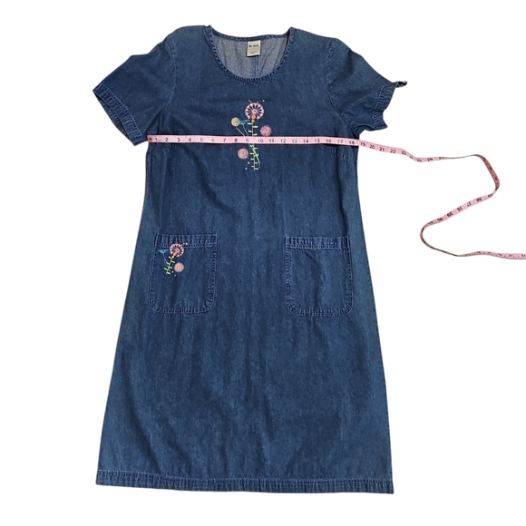 VTG Blair Denim Shift Dress Small Embroidered Flowers Pockets Cottagecore - Picture 6 of 7